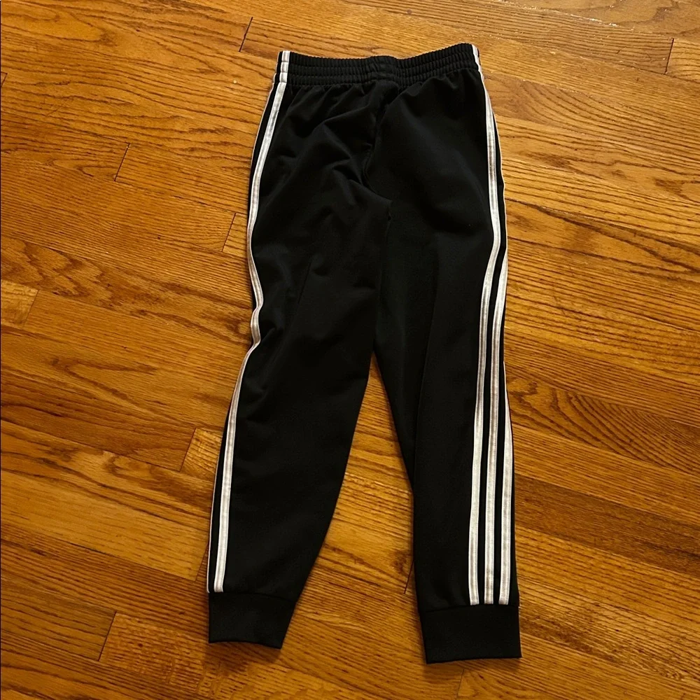 Adidas Kids joggers size small / 8 - Picture 6 of 6